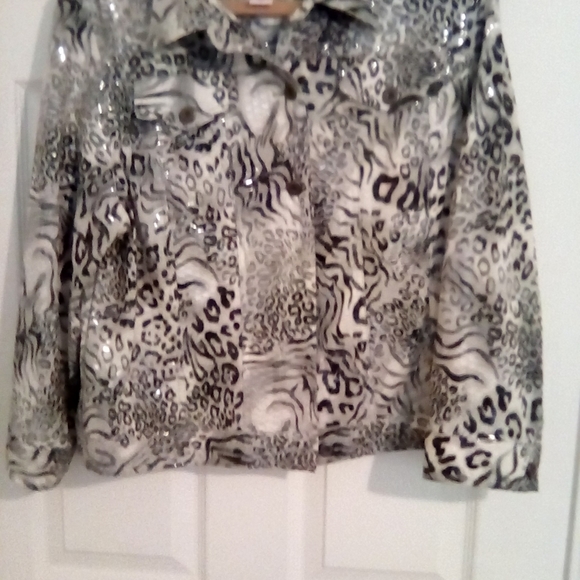 Jacket with Shimmer - Picture 2 of 6